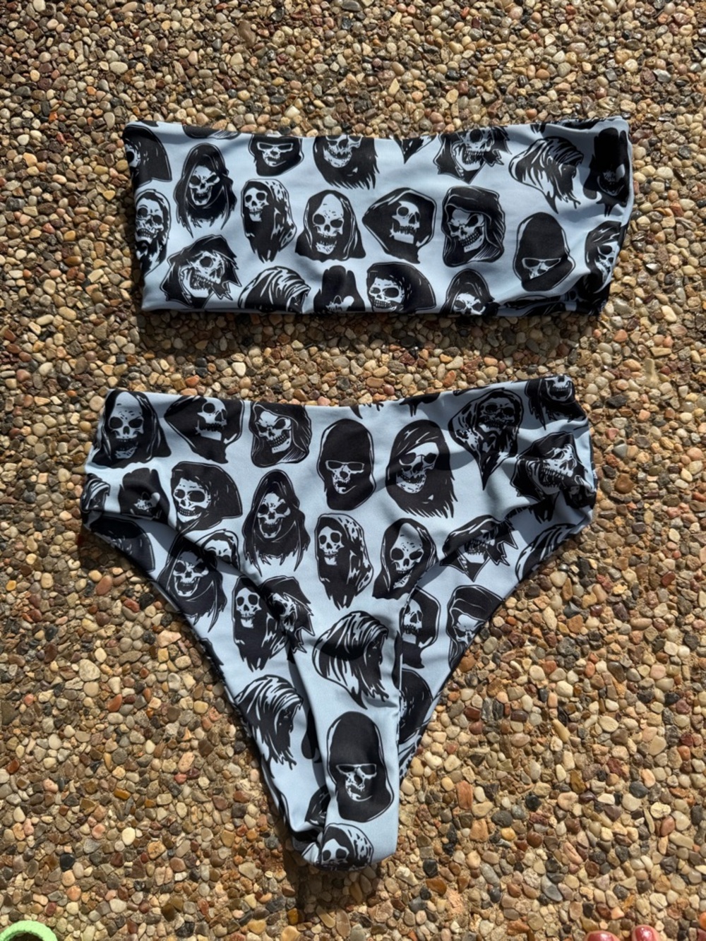 Black & Gray Skull Print Kids Swim Set - broken promises